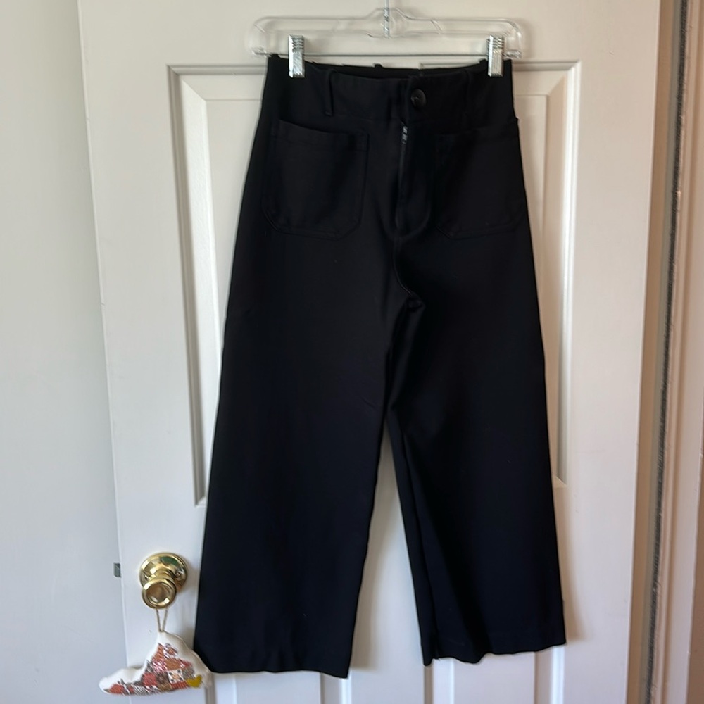 Tahari cropped Collette pants